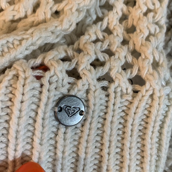 Roxy Crocheted Cream Sweater Women’s Medium - Picture 4 of 8